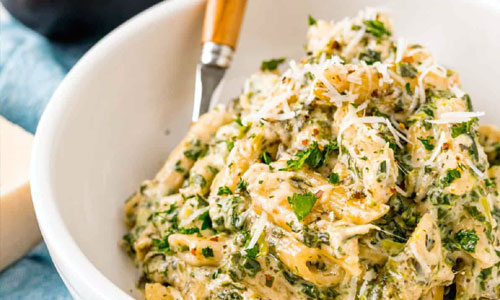 Spinach Alfredo Pasta